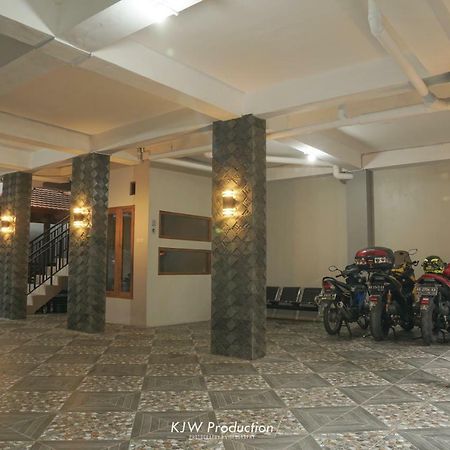 M Stay Guest House Jogja Yogyakarta Esterno foto