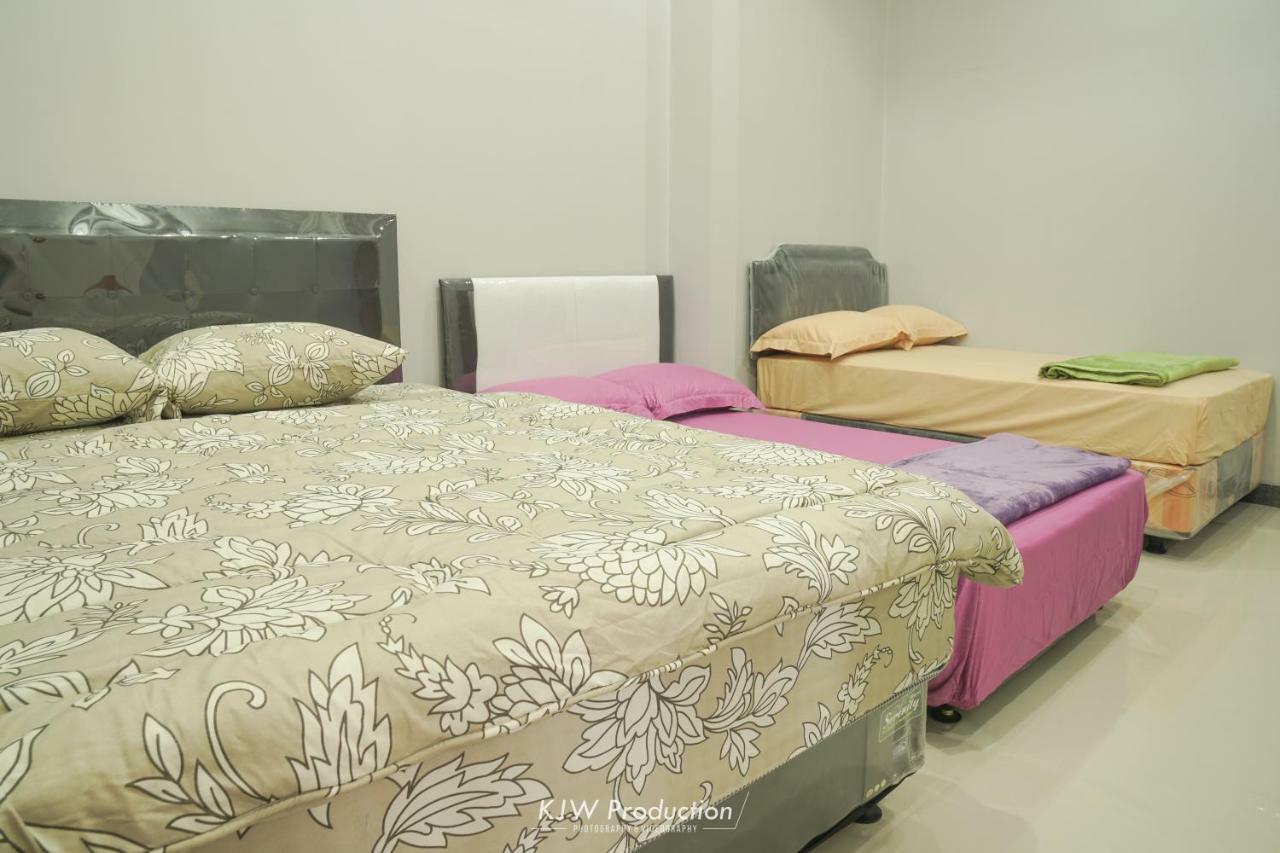 M Stay Guest House Jogja Yogyakarta Esterno foto